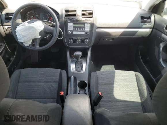 2010 Volkswagen Jetta S with VIN 3VWJZ7AJ2AM005738, listed as a Copart auction lot 55462935 with 173,514 mi miles and Salvage title. Bid and sale history available at DreamBid. Image 8.