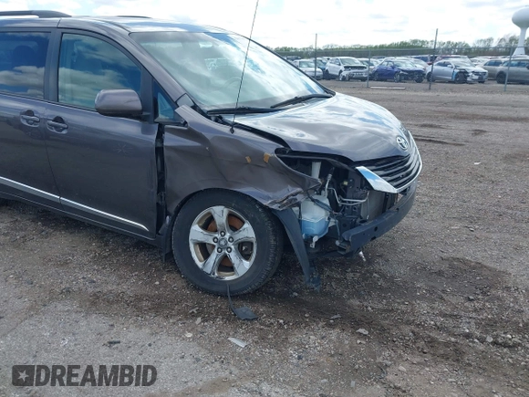 2012 Toyota Sienna LE AAS with VIN 5TDKK3DC5CS270481, listed as a IAAI auction lot 42093687 with 208,899 mi miles. Bid and sale history available at carsss.com. Image 17.