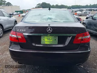 2013 Mercedes-Benz E 350 Luxury z VIN WDDHF5KB7DA663228, wystawiony jako IAAI lot #42429426 z przebiegiem 169 457 mil mil oraz . Historia ofert i sprzedaży dostępna na DreamBid. Obrazek 16.