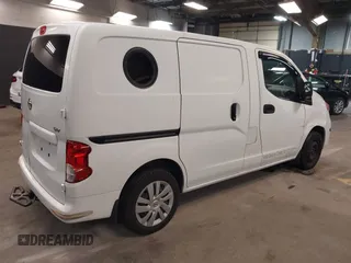 2017 Nissan NV200 SV с VIN 3N6CM0KN8HK707990, выставлен на аукционе IAAI как лот 42102673 с пробегом 68 192 миль миль и . История ставок и продаж доступна на DreamBid. Изображение 4.