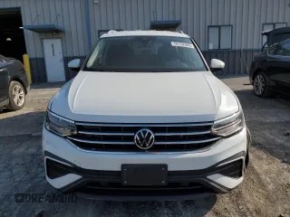 2022 Volkswagen Tiguan SE with VIN 3VV2B7AX4NM089729, listed as a Copart auction lot 55152505 with 49,135 mi miles and Salvage title. Bid and sale history available at DreamBid. Image 5.