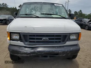 2004 Ford Econoline Passenger XL with VIN 1FBSS31L04HB37562, listed as a Copart auction lot 60328625 with 130,252 mi miles and Salvage title. Bid and sale history available at DreamBid. Image 5.