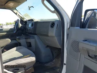 2012 Ford Econoline Passenger XL с VIN 1FBSS3BL4CDA58562, выставлен на аукционе IAAI как лот 42247230 с пробегом Не указан миль и . История ставок и продаж доступна на DreamBid. Изображение 5.