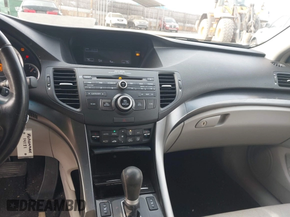 2011 Acura TSX z VIN JH4CW2H55BC000700, wystawiony jako IAAI lot #41397747 z przebiegiem 195 587 mil mil oraz . Historia ofert i sprzedaży dostępna na DreamBid. Obrazek 22.