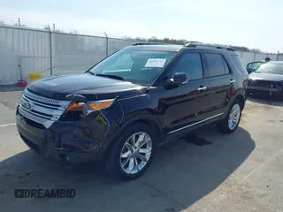 2014 Ford Explorer XLT with VIN 1FM5K8D81EGB72627, listed as a IAAI auction lot 41943574 with 110,238 mi miles and . Bid and sale history available at carsss.com. Image 19.