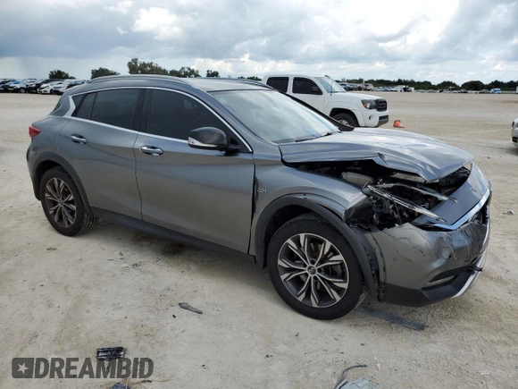 2017 Infiniti QX30 Luxury with VIN SJKCH5CR3HA030285, listed as a Copart auction lot 71779244 with 74,646 mi miles and Salvage Title. Bid and sale history available at carsss.com. Image 4.