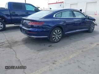2019 Volkswagen Arteon SE с VIN WVWBR7AN3KE030990, выставлен на аукционе IAAI как лот 42130127 с пробегом 68 064 миль миль и . История ставок и продаж доступна на DreamBid. Изображение 4.