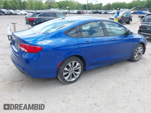 2015 Chrysler 200 S z VIN 1C3CCCBB7FN737149, wystawiony jako IAAI lot #42210692 z przebiegiem 83 214 mil mil oraz . Historia ofert i sprzedaży dostępna na DreamBid. Obrazek 4.