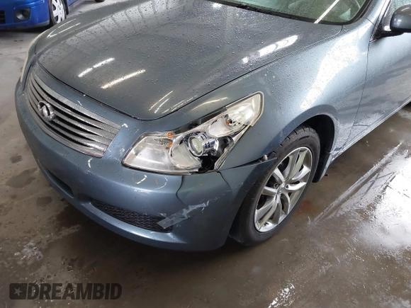 2008 Infiniti G35 Sedan x with VIN JNKBV61F18M269370, listed as a IAAI auction lot 41863104 with 246,197 mi miles. Bid and sale history available at carsss.com. Image 6.