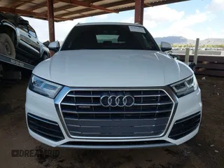 2018 Audi Q5 Premium Plus with VIN WA1BNAFY2J2218812, listed as a IAAI auction lot 41966425 with 67,530 mi miles. Bid and sale history available at carsss.com. Image 13.