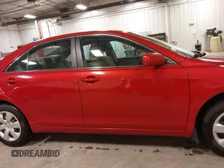 2009 Toyota Camry z VIN 4T4BE46K49R126704, wystawiony jako IAAI lot #41963584 z przebiegiem 180 248 mil mil oraz . Historia ofert i sprzedaży dostępna na DreamBid. Obrazek 14.