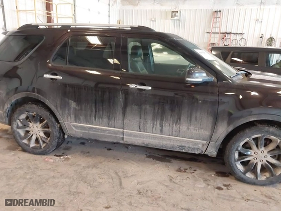 2014 Ford Explorer Limited with VIN 1FM5K8F83EGC41105, listed as a IAAI auction lot 41452555 with 152,193 mi miles. Bid and sale history available at carsss.com. Image 13.