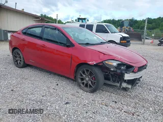 2013 Dodge Dart SXT z VIN 1C3CDFBA1DD307707, wystawiony jako IAAI lot #42336543 z przebiegiem 116 659 mil mil oraz . Historia ofert i sprzedaży dostępna na DreamBid. Obrazek 1.