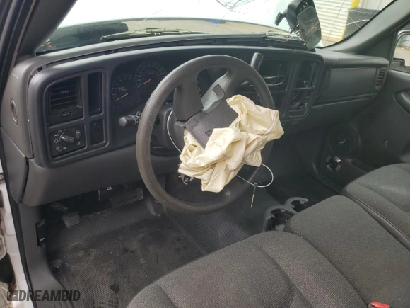 2004 Chevrolet Silverado 1500 LS with VIN 1GCEC14V84Z108022, listed as a Copart auction lot 73192974 with 161,919 mi miles and Salvage Title. Bid and sale history available at carsss.com. Image 8.