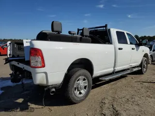 2024 Ram 2500 Tradesman with VIN 3C6UR5HL6RG253486, listed as a Copart auction lot 43462095 with 34,638 mi miles and Salvage Title. Bid and sale history available at carsss.com. Image 3.