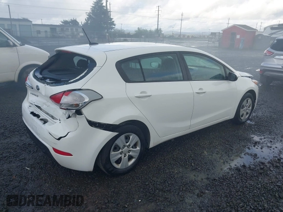 2018 Kia Forte LX with VIN KNAFK5A86J5773353, listed as a IAAI auction lot 41970202 with 73,917 mi miles. Bid and sale history available at carsss.com. Image 4.