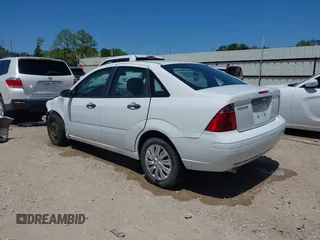 2007 Ford Focus S with VIN 1FAFP34N17W124403, listed as a IAAI auction lot 42021135 with 178,896 mi miles and . Bid and sale history available at carsss.com. Image 3.
