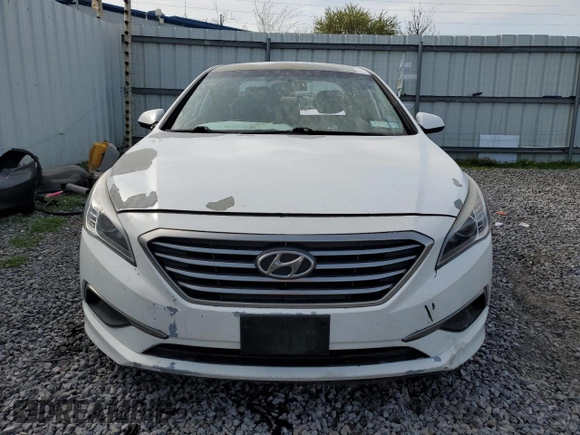 2016 Hyundai Sonata SE with VIN 5NPE24AF5GH403642, listed as a Copart auction lot 55575015 with 147,462 mi miles and Salvage Title. Bid and sale history available at carsss.com. Image 5.