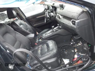 2019 Mazda CX-5 Grand Touring with VIN JM3KFBDM6K0592496, listed as a IAAI auction lot 41730103 with Not Provided miles and . Bid and sale history available at carsss.com. Image 5.