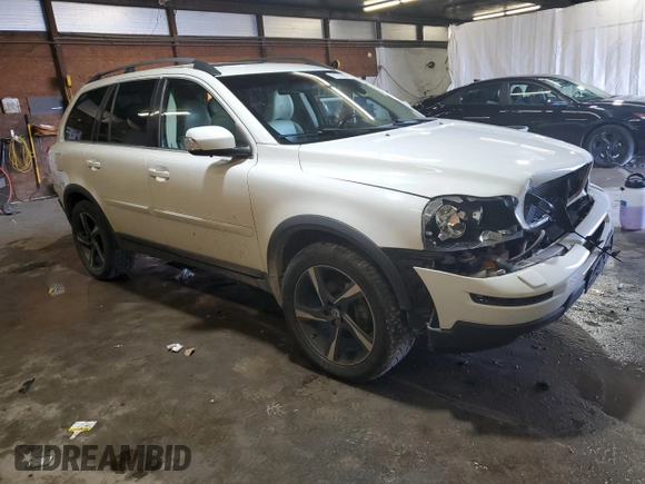 2008 Volvo XC90 I6 with VIN YV4CM982781463395, listed as a Copart auction lot 81072504 with 311,987 mi miles and Salvage Title. Bid and sale history available at carsss.com. Image 4.