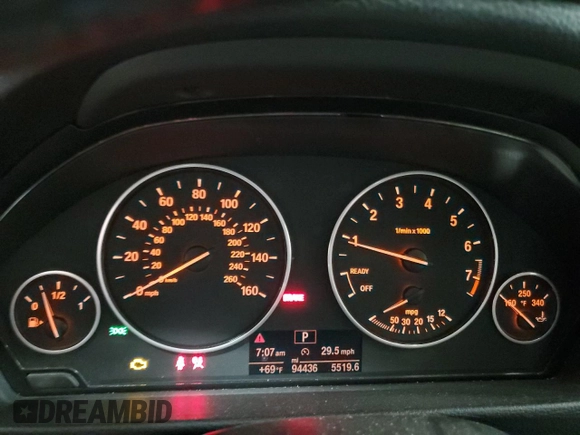 2016 BMW 3 Series 320i xDrive with VIN WBA8A3C54GK690565, listed as a Copart auction lot 42547045 with 94,436 mi miles and Salvage Title. Bid and sale history available at DreamBid. Image 9.