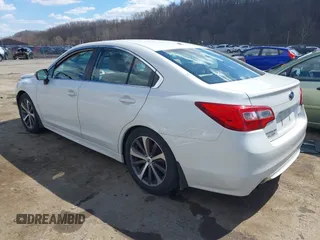 2015 Subaru Legacy 2.5i Limited with VIN 4S3BNAL65F3007047, listed as a IAAI auction lot 41903660 with 170,427 mi miles. Bid and sale history available at carsss.com. Image 3.