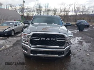 2022 Ram 2500 Big Horn with VIN 3C6UR5DL8NG399033, listed as a IAAI auction lot 41582671 with 19,137 mi miles. Bid and sale history available at carsss.com. Image 12.