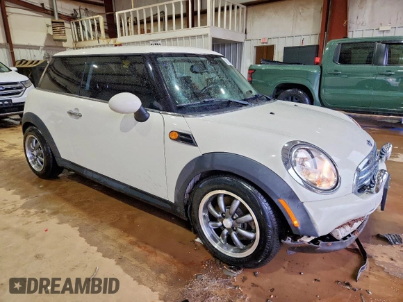 2012 MINI Hardtop z VIN WMWSU3C54CT543437, wystawiony jako Copart lot #60613355 z przebiegiem 43 932 mil mil oraz Szkoda całkowita • Salvage title. Historia ofert i sprzedaży dostępna na DreamBid. Obrazek 4.