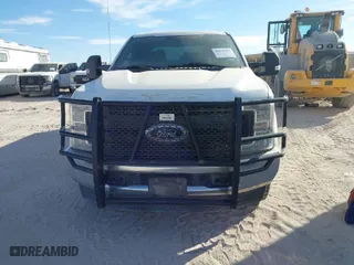 2017 Ford Super Duty F-250 SRW Lariat with VIN 1FT7W2B69HEE55373, listed as a IAAI auction lot 41676791 with 153,219 mi miles. Bid and sale history available at carsss.com. Image 12.