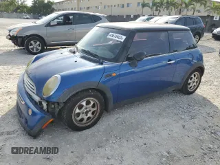 2005 MINI Hardtop with VIN WMWRC33425TC59271, listed as a Copart auction lot 45610455 with 93,349 mi miles and Clean Title. Bid and sale history available at DreamBid. Image 1.