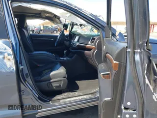 2015 Toyota Highlander Limited с VIN 5TDDKRFH0FS210245, выставлен на аукционе IAAI как лот 42796959 с пробегом 137 181 миль миль и . История ставок и продаж доступна на DreamBid. Изображение 5.