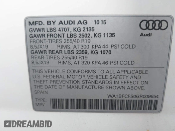 2016 Audi Q3 Premium Plus with VIN WA1BFCFS0GR009654, listed as a IAAI auction lot 42141372 with 138,992 mi miles. Bid and sale history available at carsss.com. Image 9.