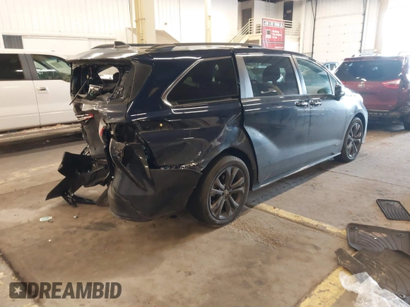 2021 Toyota Sienna XSE with VIN 5TDDRKEC2MS020565, listed as a IAAI auction lot 41539022 with 37,201 mi miles and . Bid and sale history available at DreamBid. Image 4.