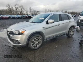 2019 Mitsubishi Outlander ES z VIN JA4AR3AU5KU018139, wystawiony jako Copart lot #44165375 z przebiegiem 121 728 mil mil oraz Szkody całkowita. Historia ofert i sprzedaży dostępna na DreamBid. Obrazek 1.