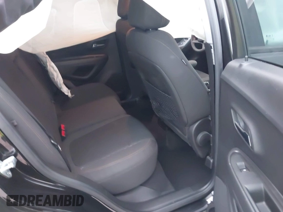 2020 Chevrolet Trax LS with VIN KL7CJKSB8LB023214, listed as a IAAI auction lot 41155692 with 47,876 mi miles. Bid and sale history available at carsss.com. Image 8.