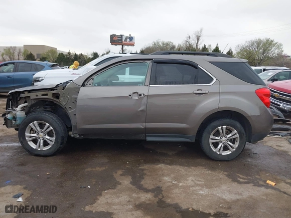 2010 Chevrolet Equinox LT w/1LT with VIN 2CNALDEW0A6330256, listed as a IAAI auction lot 41847433 with 116,869 mi miles. Bid and sale history available at carsss.com. Image 15.