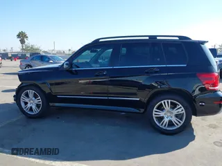 2015 Mercedes-Benz GLK with VIN WDCGG8JB8FG408944, listed as a IAAI auction lot 41615047 with 97,152 mi miles. Bid and sale history available at carsss.com. Image 15.