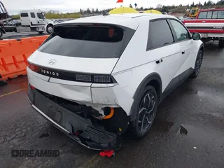 2024 Hyundai Ioniq 5 SEL with VIN KM8KNDDF5RU305186, listed as a IAAI auction lot 41905785 with 12,105 mi miles and . Bid and sale history available at DreamBid. Image 6.