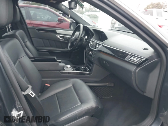 2012 Mercedes-Benz E E 350 Luxury with VIN WDDHF5KB7CA550085, listed as a IAAI auction lot 40112623 with 103,023 mi miles and . Bid and sale history available at carsss.com. Image 5.