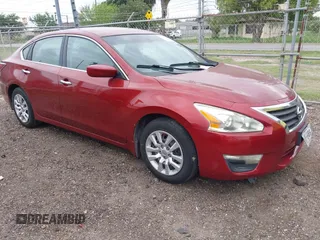 2015 Nissan Altima 2.5 z VIN 1N4AL3AP8FN394454, wystawiony jako IAAI lot #42088931 z przebiegiem 130 715 mil mil oraz . Historia ofert i sprzedaży dostępna na DreamBid. Obrazek 1.