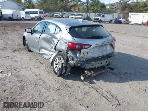 2014 Mazda 3 i Touring z VIN JM1BM1L78E1185248, wystawiony jako IAAI lot #40983056 z przebiegiem 140 911 mil mil oraz . Historia ofert i sprzedaży dostępna na DreamBid. Obrazek 3.
