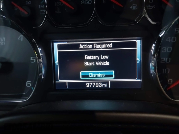2019 GMC Yukon SLT with VIN 1GKS2BKC1KR167766, listed as a IAAI auction lot 41902532 with 97,793 mi miles. Bid and sale history available at carsss.com. Image 7.