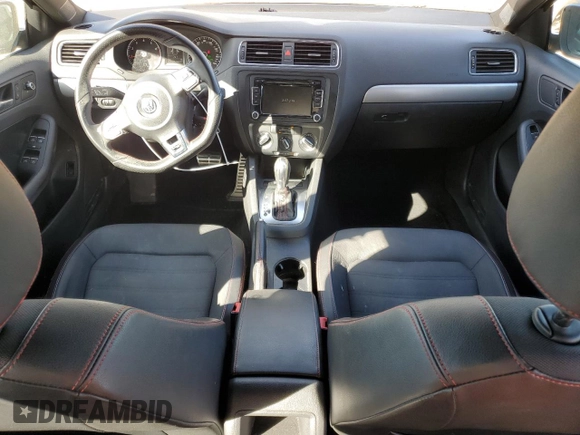2013 Volkswagen Jetta GLI Autobahn z VIN 3VW4A7AJ0DM221810, wystawiony jako Copart lot #48561895 z przebiegiem 132 921 mil mil oraz Szkoda całkowita • Salvage title. Historia ofert i sprzedaży dostępna na DreamBid. Obrazek 8.