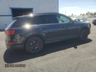 2018 Audi Q7 Premium with VIN WA1AHAF74JD035006, listed as a Copart auction lot 61036295 with 202,581 mi miles and Clean title. Bid and sale history available at DreamBid. Image 3.