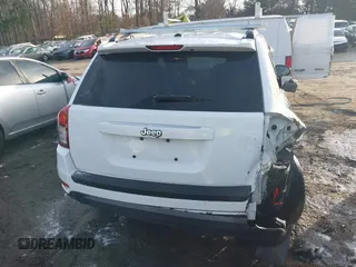 2015 Jeep Compass Sport with VIN 1C4NJCBB4FD343866, listed as a IAAI auction lot 41296043 with 176,664 mi miles. Bid and sale history available at carsss.com. Image 16.