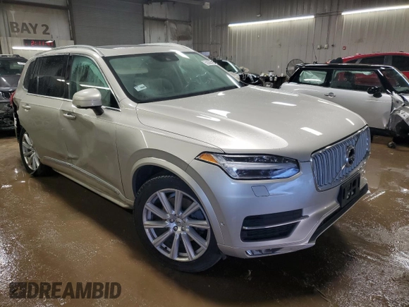 2017 Volvo XC90 Inscription with VIN YV4A22PL0H1150106, listed as a Copart auction lot 50368915 with 46,963 mi miles and Salvage Title. Bid and sale history available at carsss.com. Image 4.