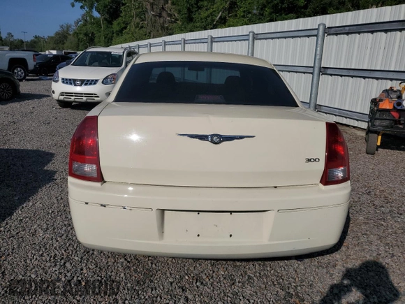 2005 Chrysler 300 with VIN 2C3JA43R75H539340, listed as a Copart auction lot 53801825 with 94,884 mi miles and Salvage Title. Bid and sale history available at carsss.com. Image 6.