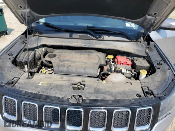 2019 Jeep Compass Latitude with VIN 3C4NJDBB3KT847058, listed as a Copart auction lot 60698065 with 90,687 mi miles and Salvage title. Bid and sale history available at DreamBid. Image 12.