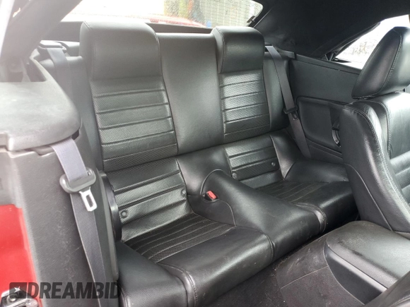 2008 Ford Mustang GT Deluxe z VIN 1ZVHT85HX85156503, wystawiony jako Copart lot #57903735 z przebiegiem 214 751 mil mil oraz Szkody całkowita. Historia ofert i sprzedaży dostępna na DreamBid. Obrazek 10.