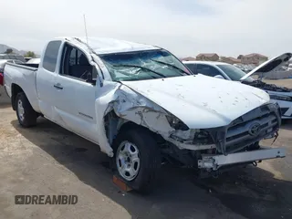 2006 Toyota Tacoma z VIN 5TETX22N16Z230281, wystawiony jako IAAI lot #41692542 z przebiegiem 89 520 mil mil oraz . Historia ofert i sprzedaży dostępna na DreamBid. Obrazek 6.